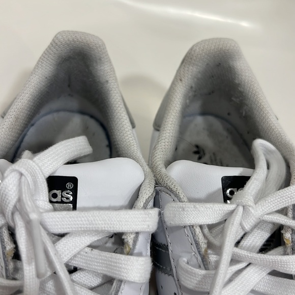 ADIDAS White Superstar Sneakers in Women Size 6.5 with Silver Stripes - Picture 8 of 8